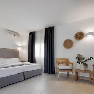 Apartamento Turísticos Cardona - Estudio Doble Superior